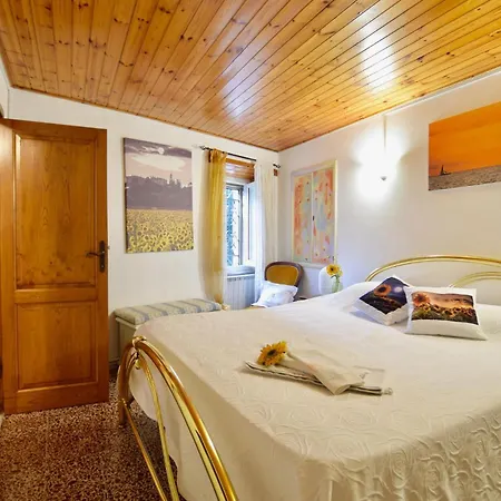 公寓 1 Bedroom Lovely In *